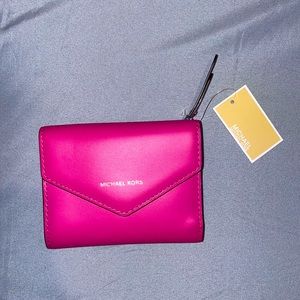Micheal kors wallet